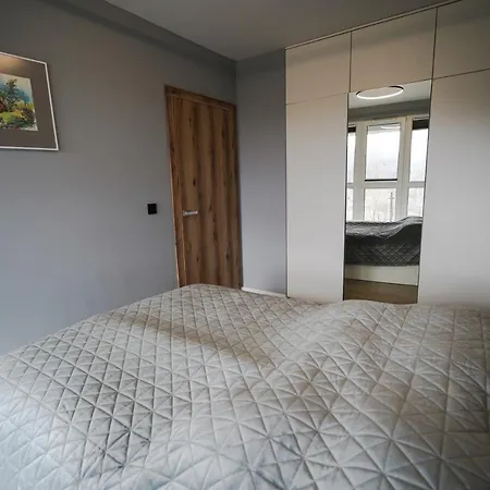 Bike & Chill Apartament Z Widokiem Na Gory I Prywatnym Parkingiem