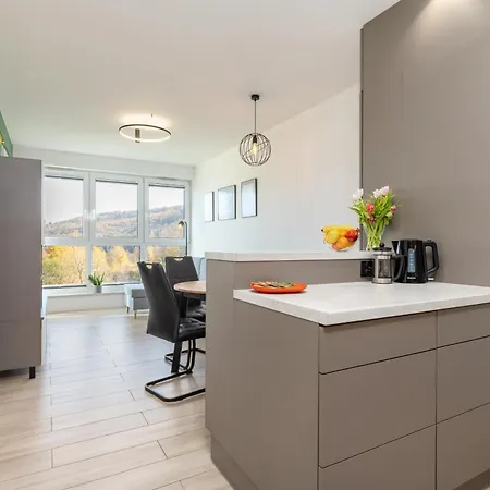 Bike & Chill Apartament Z Widokiem Na Gory I Prywatnym Parkingiem