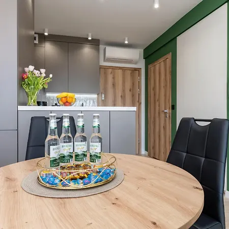 Bike & Chill Z Widokiem Na Gory I Prywatnym Parkingiem Apartmán *